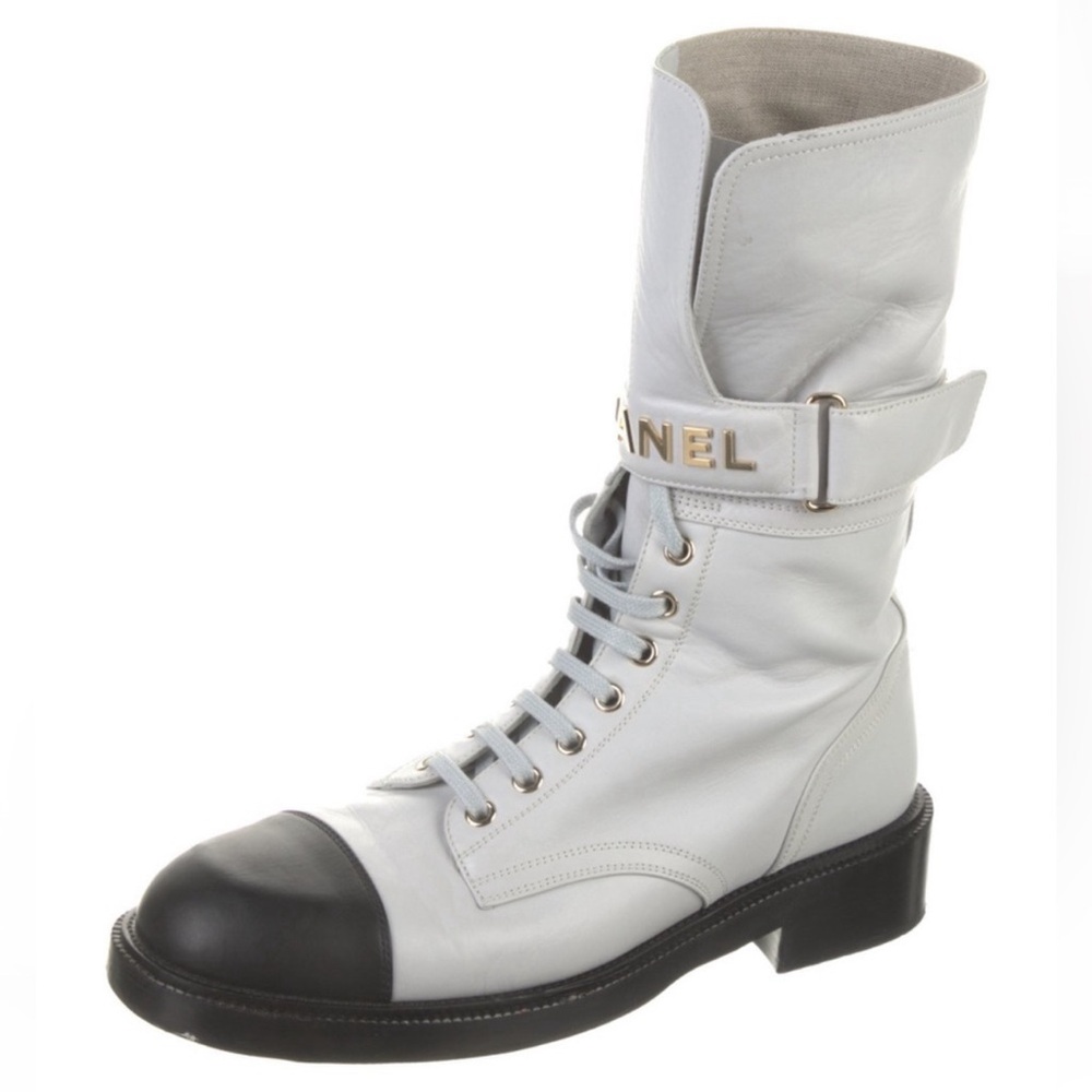 Chanel 218 Lace Up Combat Boots Size 40 - Picture 4 of 9